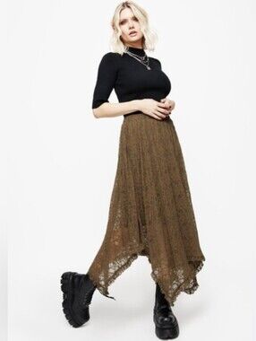 Disturbia Myrtle Floral Lace Handkerchief Hem Midi Skirt in Green  US 8